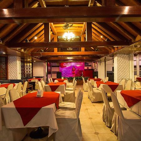 Roseinn Hotel Taphanhin Taphan Hin Zewnętrze zdjęcie