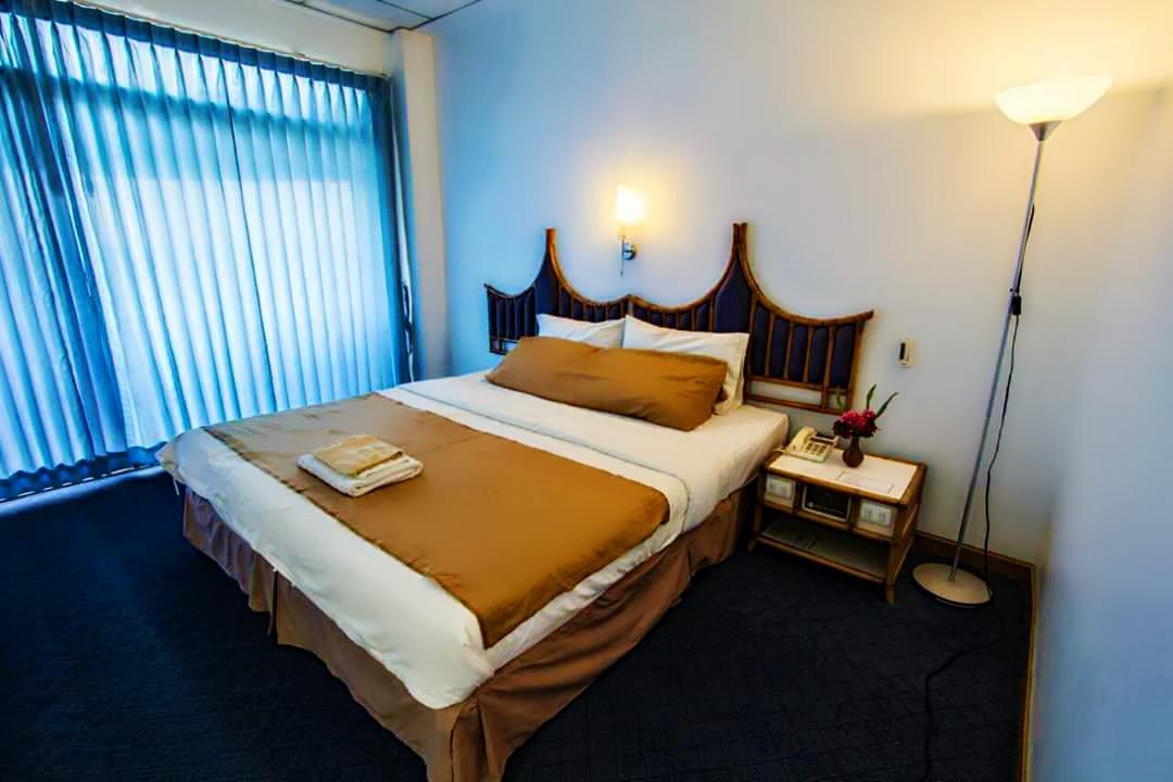 Roseinn Hotel Taphanhin Taphan Hin Zewnętrze zdjęcie